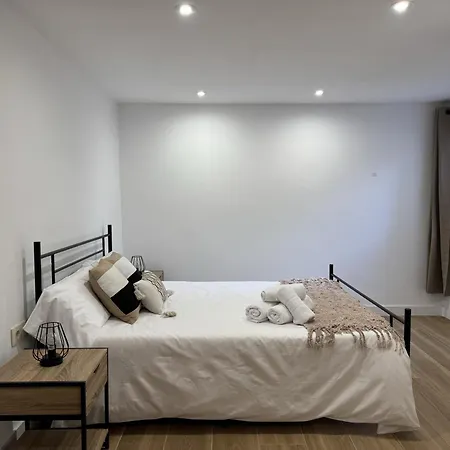 Centro Reformado, Ave-vialia - Muy Centrico 5pax דירה