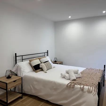Centro Reformado, Ave-vialia - Muy Centrico 5pax Apartment *