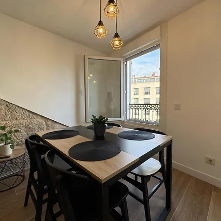Centro Reformado, Ave-vialia - Muy Centrico 5pax * ויגו